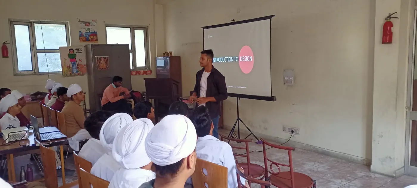 A UI/UX session at a school in Delhi